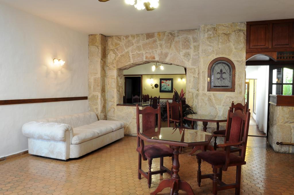 Andino Hotell Villa Carlos Paz Eksteriør bilde